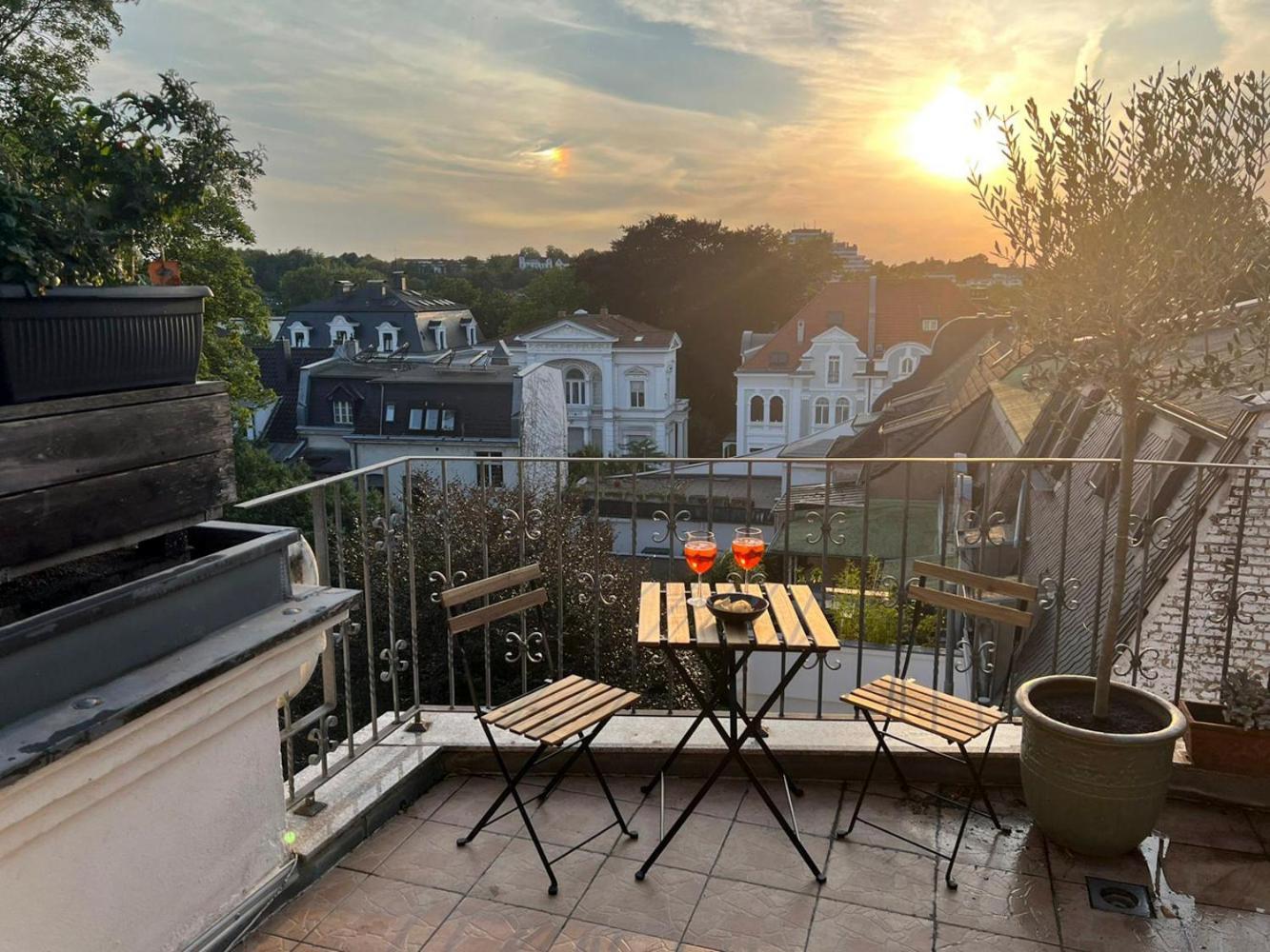 Renoviertes Design Apartment Mit Toller Terasse Muelheim an der Ruhr Luaran gambar